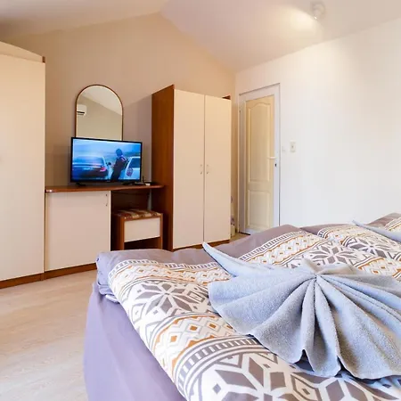 Апартамент The Perfect One-bedroom Maisonette In By Flat Mаnager Пловдив